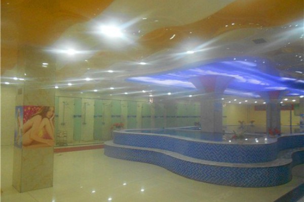 广州98年炎热天气回顾