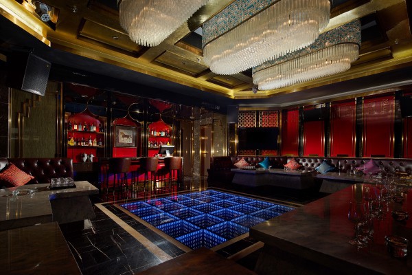 广州东站Z98候车室实时动态